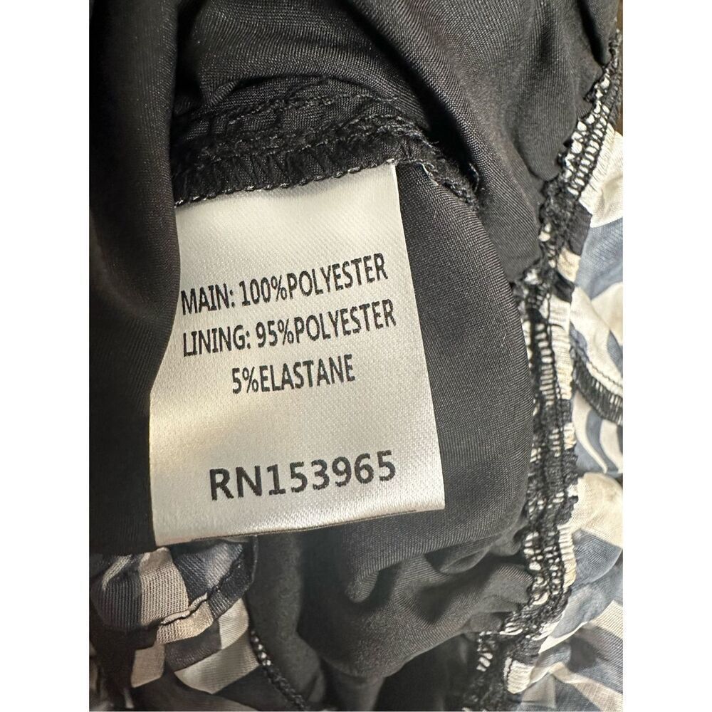 🌸 Area Stars Black White and Beige Zebra Print Long Sleeve Cropped Blouse Size S - Picture 5 of 7